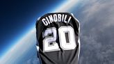 Manu Ginóbili, en el espacio: la NBA envió una camiseta firmada del 20 de San Antonio Spurs a 30 kilómetros de altura