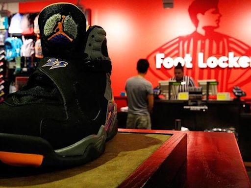 Foot Locker stock skyrockets on turnaround hopes