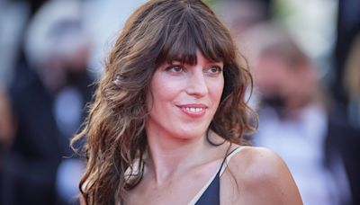 Lou Doillon célèbre les 2 ans de son fils Laszlo avec de tendres clichés