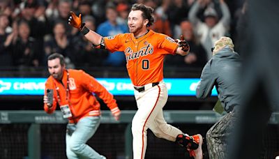 What we learned as Giants stun Dodgers on Wisely's walk-off homer