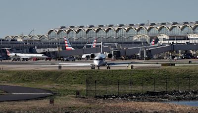 FAA investigating near miss collision at Reagan National Airport