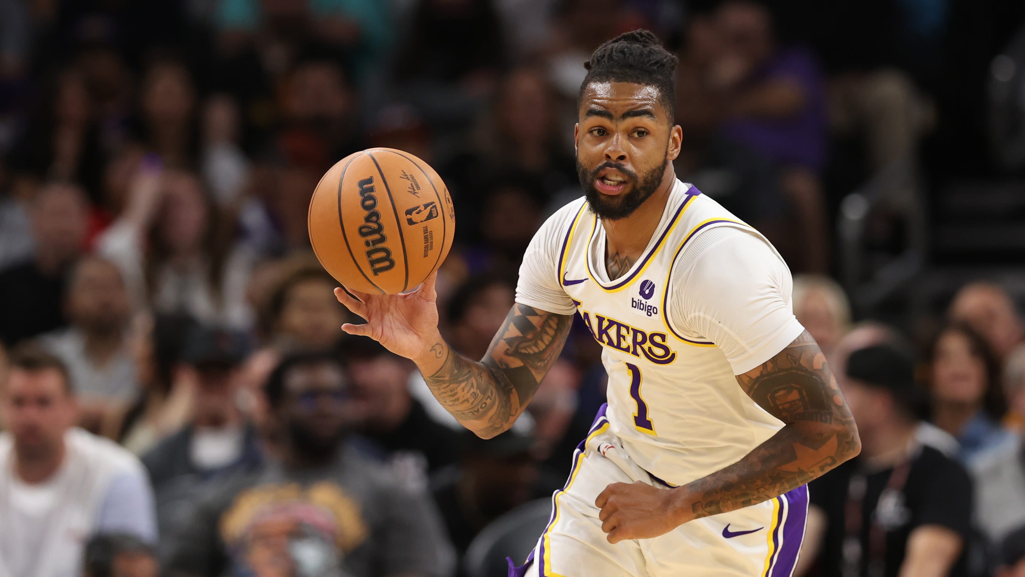 3-Team Trade Pitch Would Send D'Angelo Russell to the Hornets