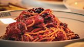 Italian restaurant chain shares delicious recipe for spaghetti puttanesca