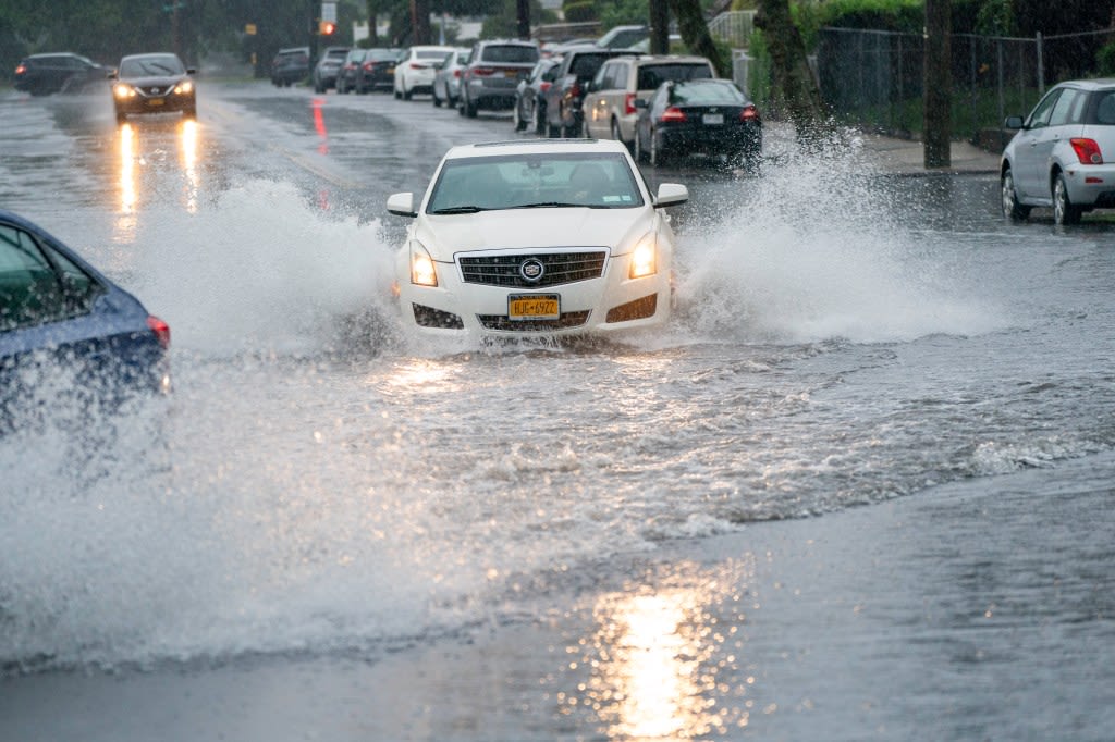 New York metro area hit with heavy rainfall, flooding, thunderstorms