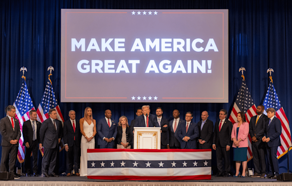 Here’s who was with Trump at RNC’s Spring Meeting at Mar-a-Lago