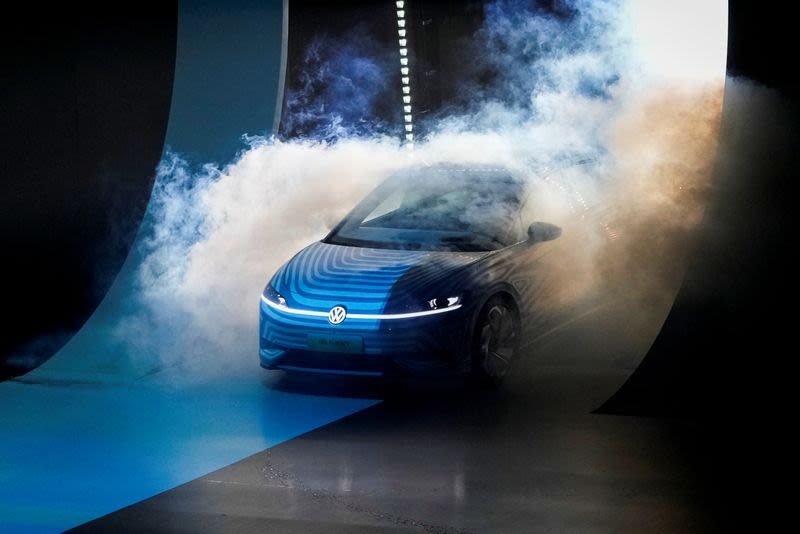 Volkswagen delays ID.7 EV launch in US, Canada