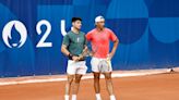 Nadal disipa las dudas y entrena de nuevo junto a Alcaraz en París