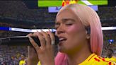 VIDEO: 'Decepciona' Karol G por su interpretación del himno de Colombia