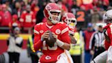 With Chiefs and Browns locked into seeds, Patrick Mahomes and Joe Flacco will sit in Week 18