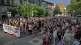 Protesta en Estella - Lizarra por el alejamiento de las txoznas al parque de Los Llanos en fiestas