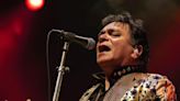 10 canciones de Juan Gabriel para dedicar; desde el amor hasta el odio