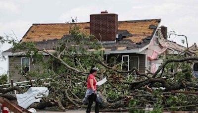 At Least 21 Dead, Including Mom and 2 Kids, from Severe Memorial Day Weekend Weather: Reports