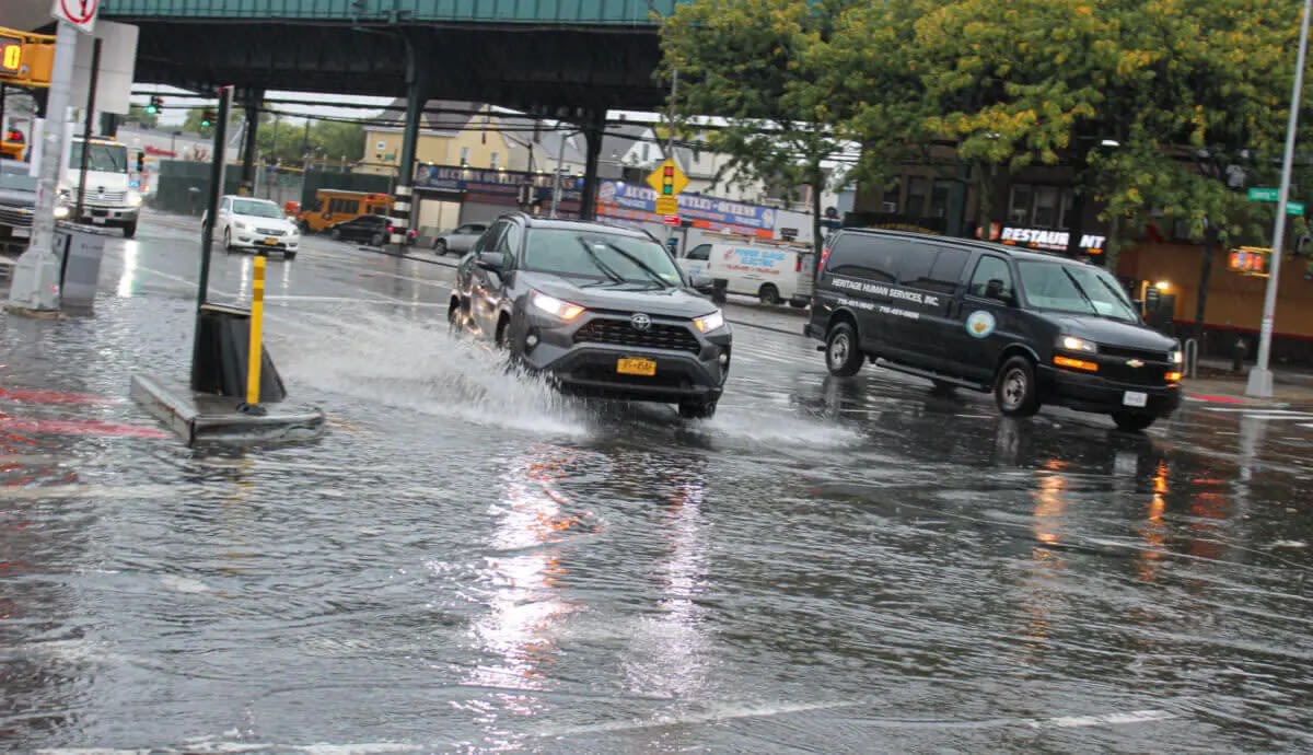 Comptroller’s report identifies ‘big gaps’ in Adams admin’s response to tropical storm last September | amNewYork