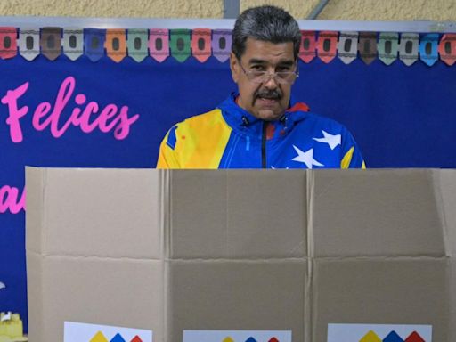 "No tendrá otra alternativa": lanzan premonición sobre Maduro luego de verlo votar