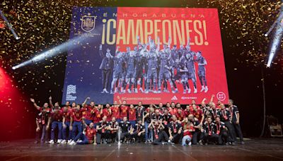 ¿Dónde se celebran los éxitos de la Selección Española en cada ciudad?