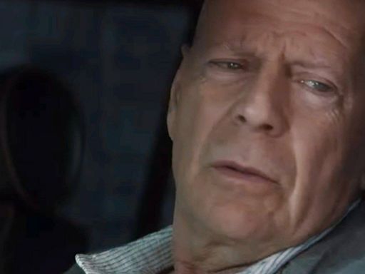 Bruce Willis reaparece desmejorado y rodeado de guardaespaldas en Los Ángeles en plena lucha contra la afasia y la demencia