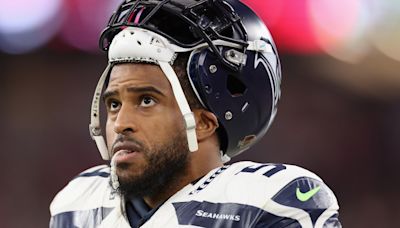 Commanders LB Bobby Wagner already showing his leadership skills