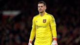 Tom Heaton signs new one-year deal with Manchester United