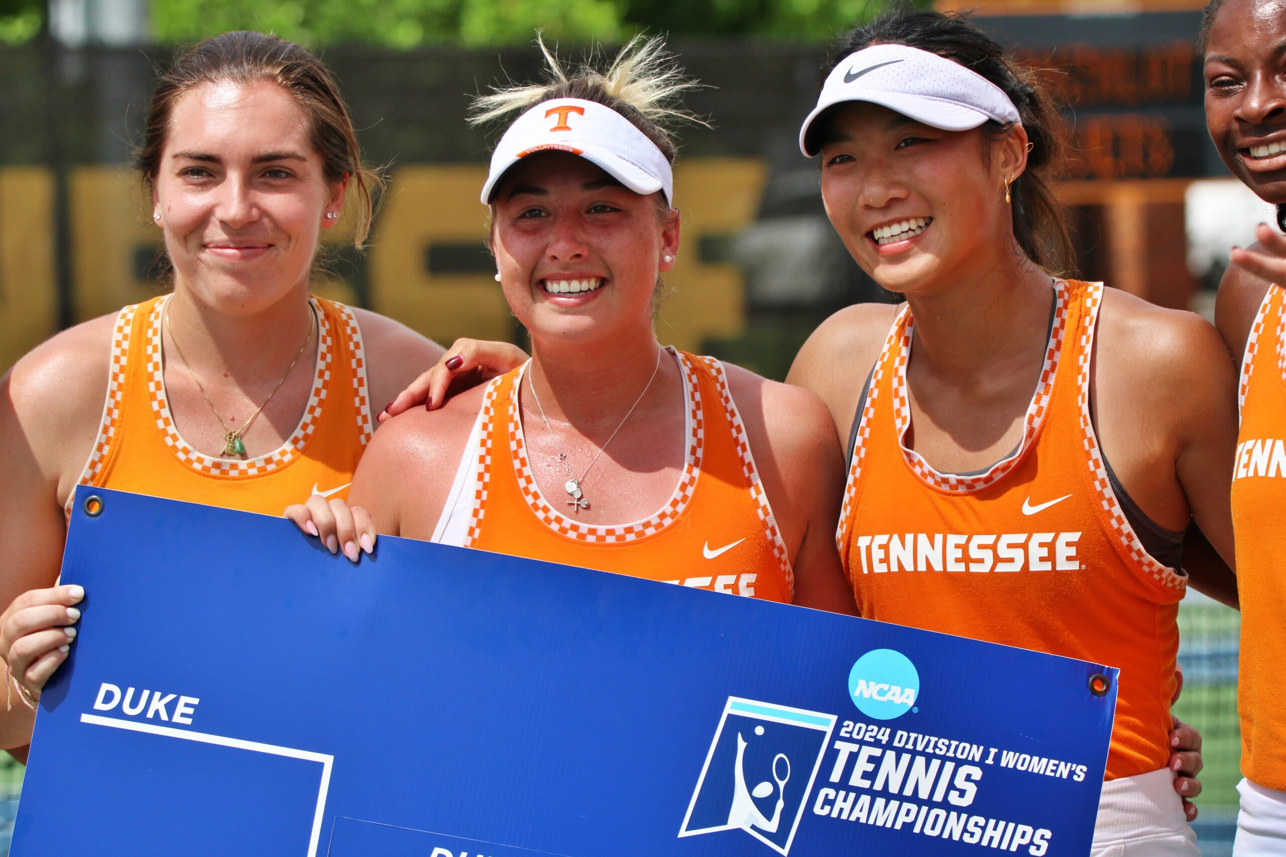 Lady Vols sweep Duke, advance to NCAA Tournament Super Regional