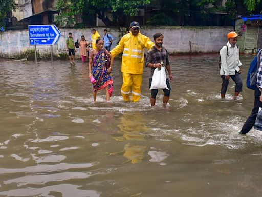 Urgent Eviction: 2,500 Families Given 24 Hours To Leave Homes Of 15 Years In Mumbai