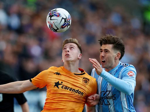 Ipswich sign forward Liam Delap from Man City