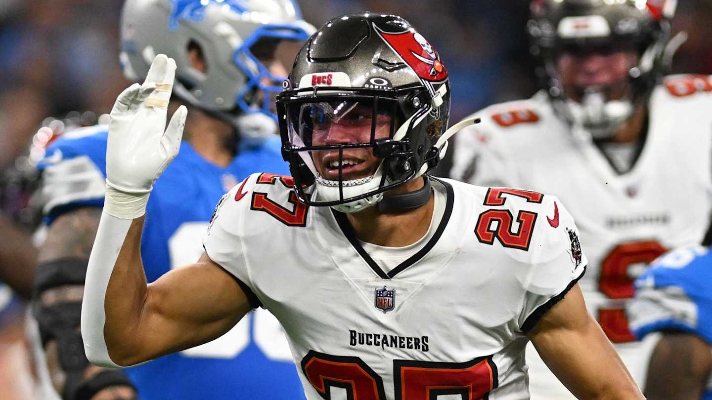 Best and Worst Graded Bucs Defensive Players vs. Lions