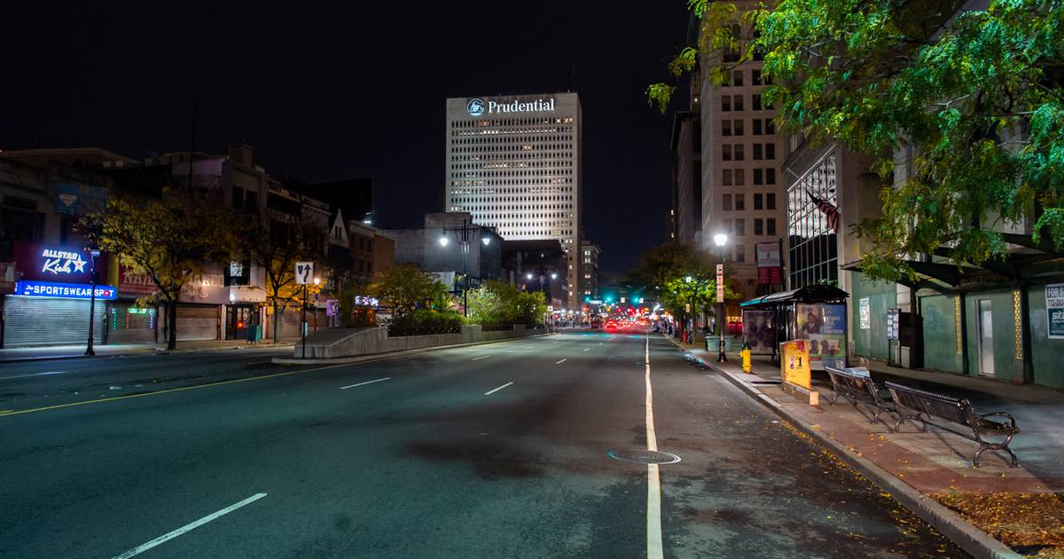 Newark curfew nets 3 teens on 1st weekend, resumes Friday at 11 p.m.