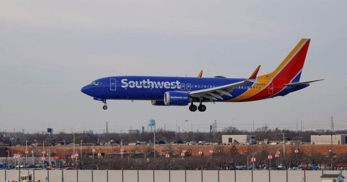 FAA investigating Southwest jet Tampa flight that dropped within 200 feet of the ocean