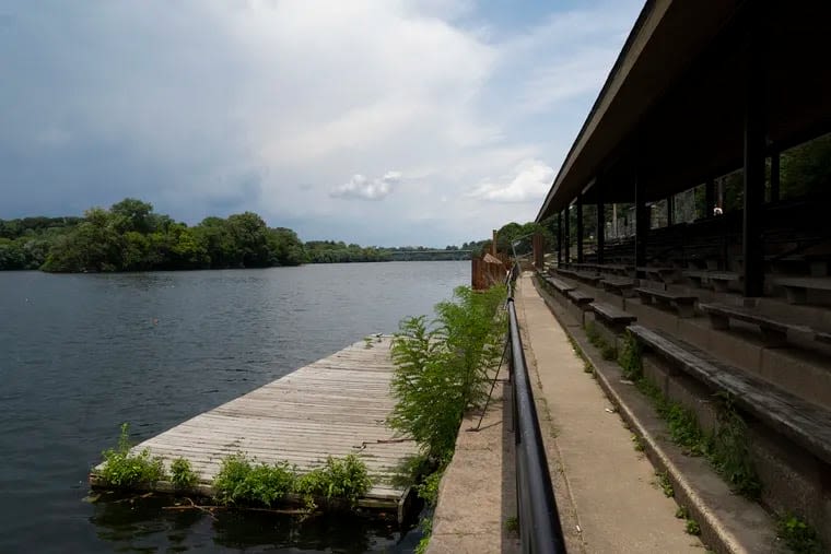 Man dies after he saved 2 children from drowning at New Jersey park