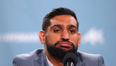 Amir Khan dropped £120k car at valet but forgot 6-year-old daughter was in back