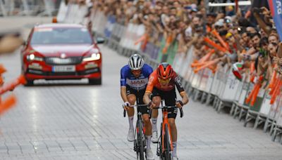 Ayuso y Rodríguez se miden a Evenepoel y Roglic el el Dauphiné, ensayo general del Tour