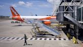 Tripulantes de cabine da Easyjet marcam greve de 15 a 17 de Agosto