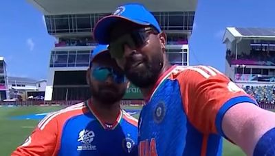 Hardik Pandya, Rishabh Pant Pose For Selfie In Middle Of Afghanistan Innings - Video Goes Viral | Cricket News