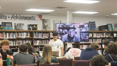 NFL legend Jerry Rice speaks to Parkersburg High class