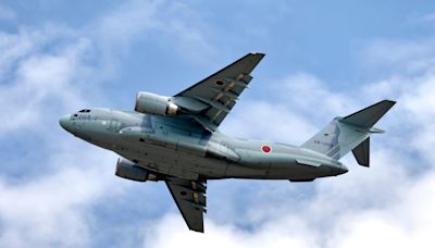 日本運輸機「窗戶空中脫落」急降新潟 航空自衛隊回應了 - 國際