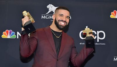 Drake Sued Over Tour Merch! | 103 JAMZ | Papa Keith