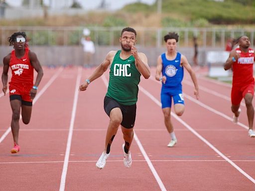 Jordan Coleman puts on a show in the 100 meters at the City Section preliminaries