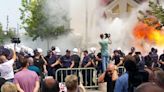 Cócteles molotov en las protestas contra el alcalde de Tirana (Albania) por supuesta corrupción