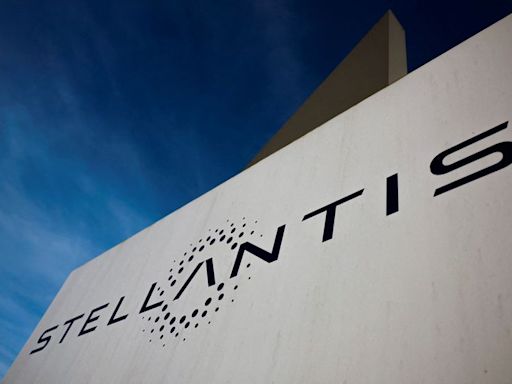 Stellantis' Italian output to drop sharply if incentives don't change trend, union says