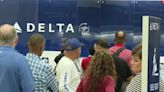 "Estamos en espera desde las 3:00 am": registran caos en aeropuertos de Houston por el fallo informático