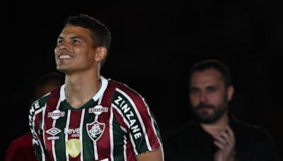 Thiago Silva é registrado no BID e fica apto para estrear pelo Fluminense