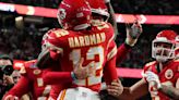 Report: Chiefs bring back Super Bowl hero Hardman on 1-year deal