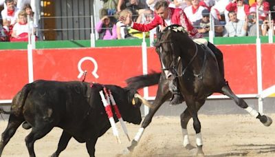 Pablo Hermoso dice adiós a Navarra en Olite