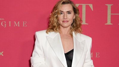 Kate Winslet's belly rolls deserve to be seen by the world