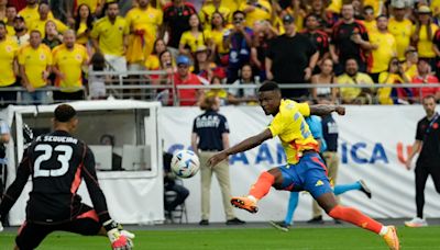 Colombia goleó a Costa Rica y se clasificó a los cuartos de final de la Copa América