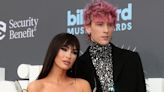 Megan Fox und Machine Gun Kelly strahlen gemeinsam bei Event