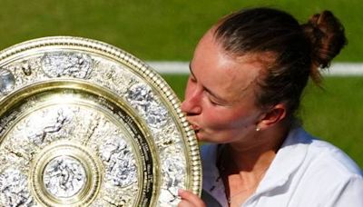 Wimbledon-Siegerin bricht hinter den Kulissen in Tränen aus