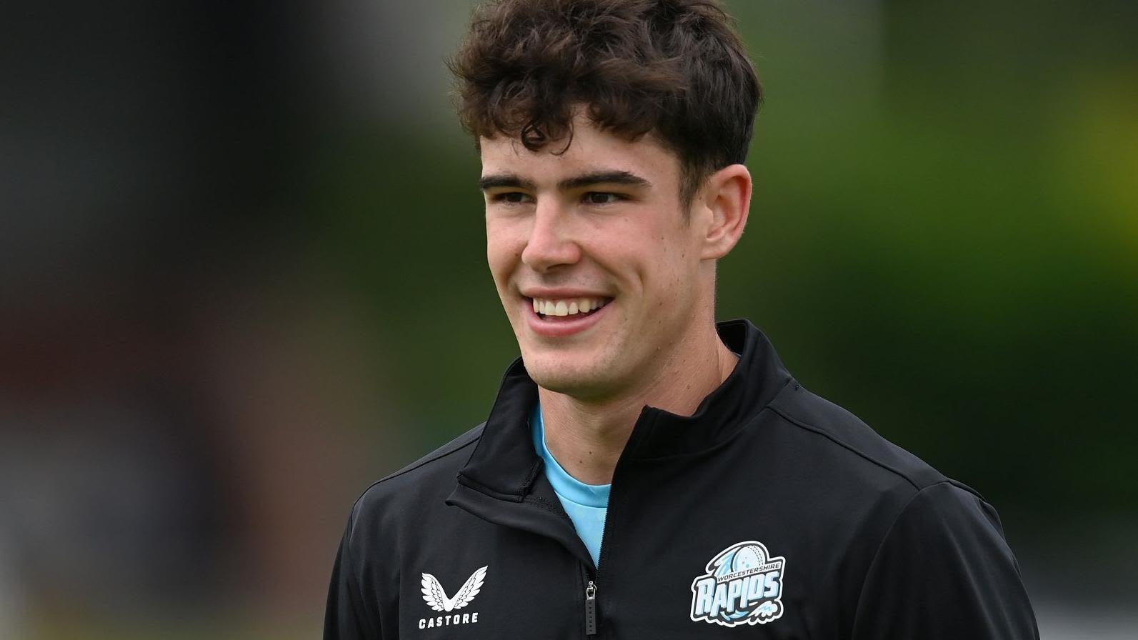 Worcestershire spin bowler Baker dies aged 20