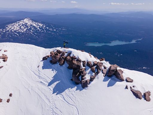 7 North American Hot Spots to Ski or Snowboard on the Fourth of July