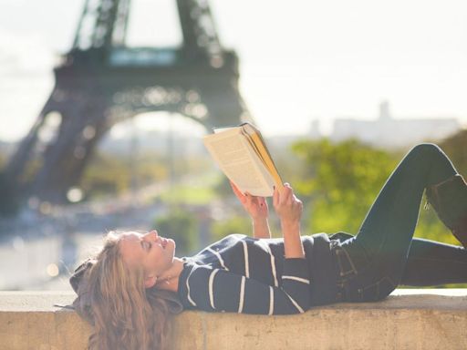 11 Enchanting Books That Will Take You To Paris Without Ever Leaving Home!